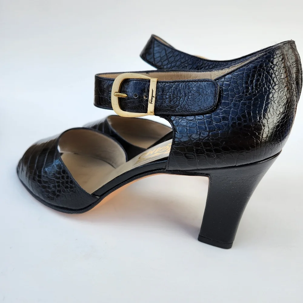 Salvatore Ferragamo Vintage 90s Crocodile Print Heels - Picture 4 of 8